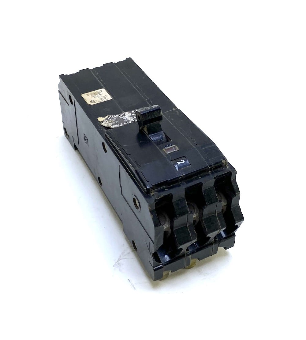 * Square D Circuit Breaker 100A L-42 . 3P Cat# QOB3100 CLIP 