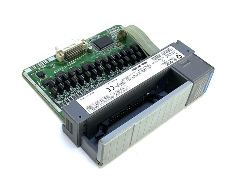 Allen Bradley 1746-OB32 SLC 500 Series D DC Source Output Module