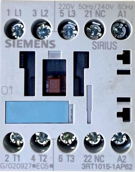 Siemens 3RT1015-1AP62-LOT-NIB