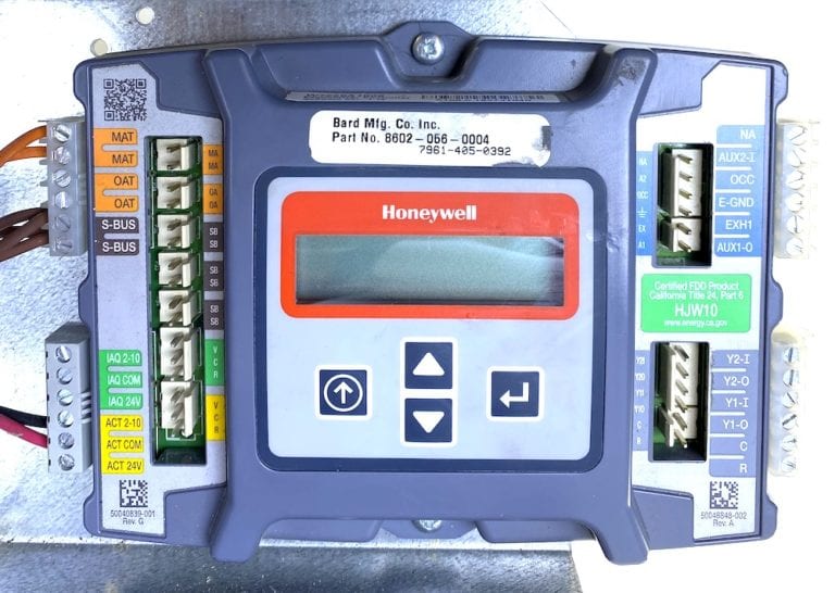 Honeywell W7220A1000 Economizer Controller w/Actuator + Sensors