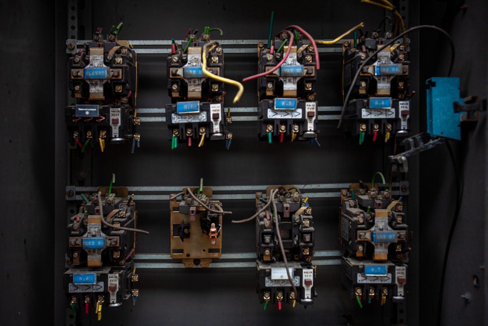 circuit breaker selection