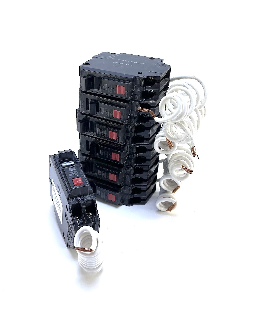 thumbnail image 2 of GE THQB1120GF 1-Pole 20A Bolt-On Ground Fault Breaker – 120v – Tested, Refurbished 2 of 6