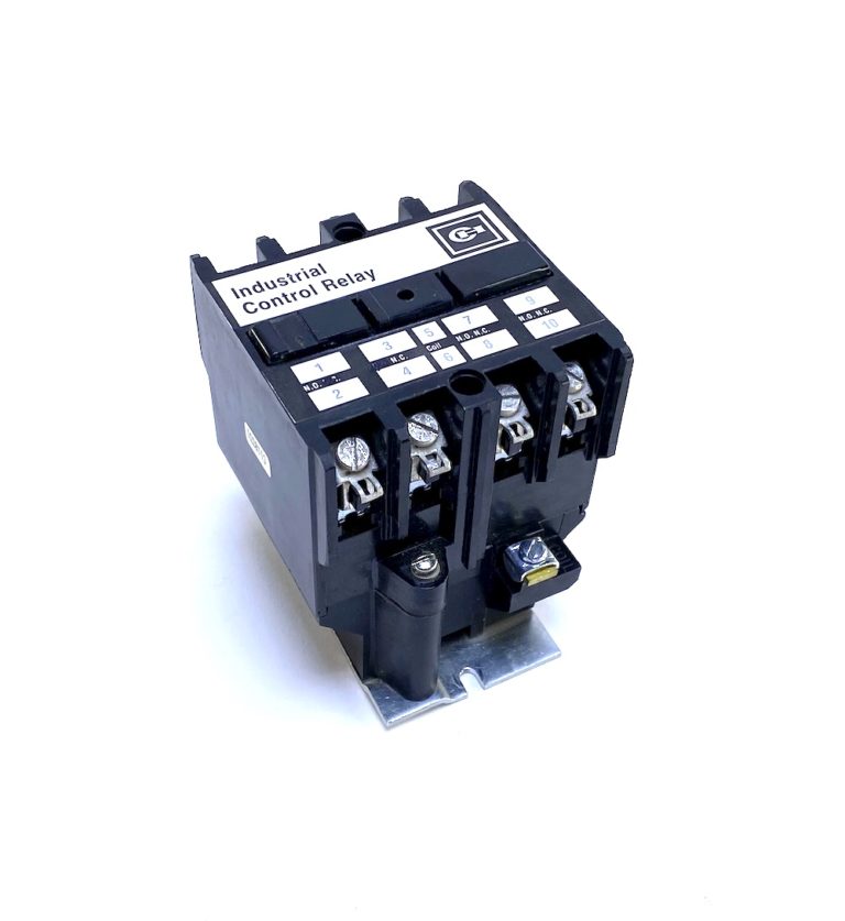 Cutler Hammer AR440A 10 Amp Industrial Control Relay w/120V Coil