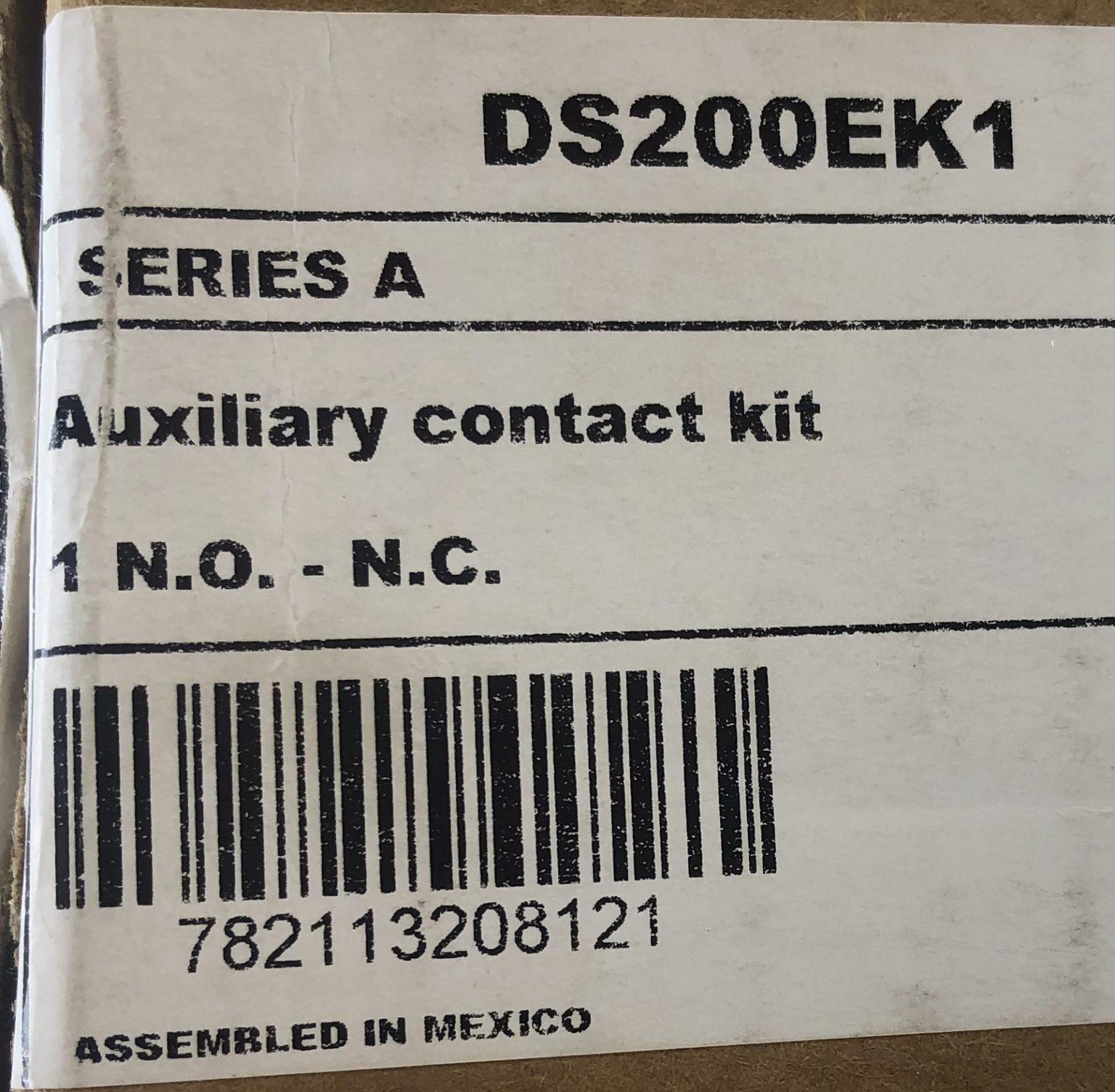 Eaton DS200EK1 Series A Auxiliary Contact Kit (New In Box)