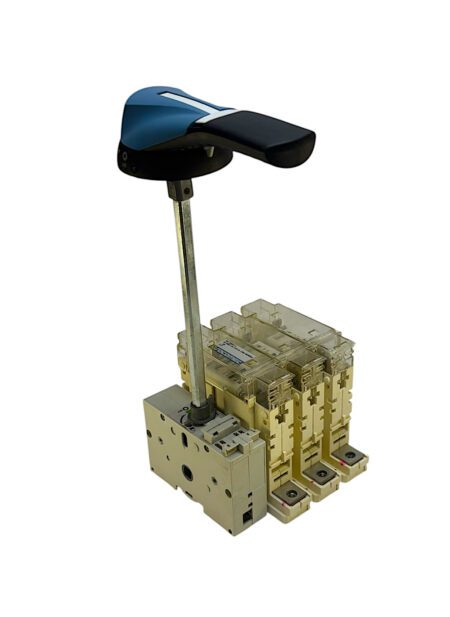 SOCOMEC-124A-SWITCH-CRACK