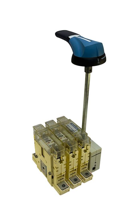 SOCOMEC-124A-SWITCH-CRACK