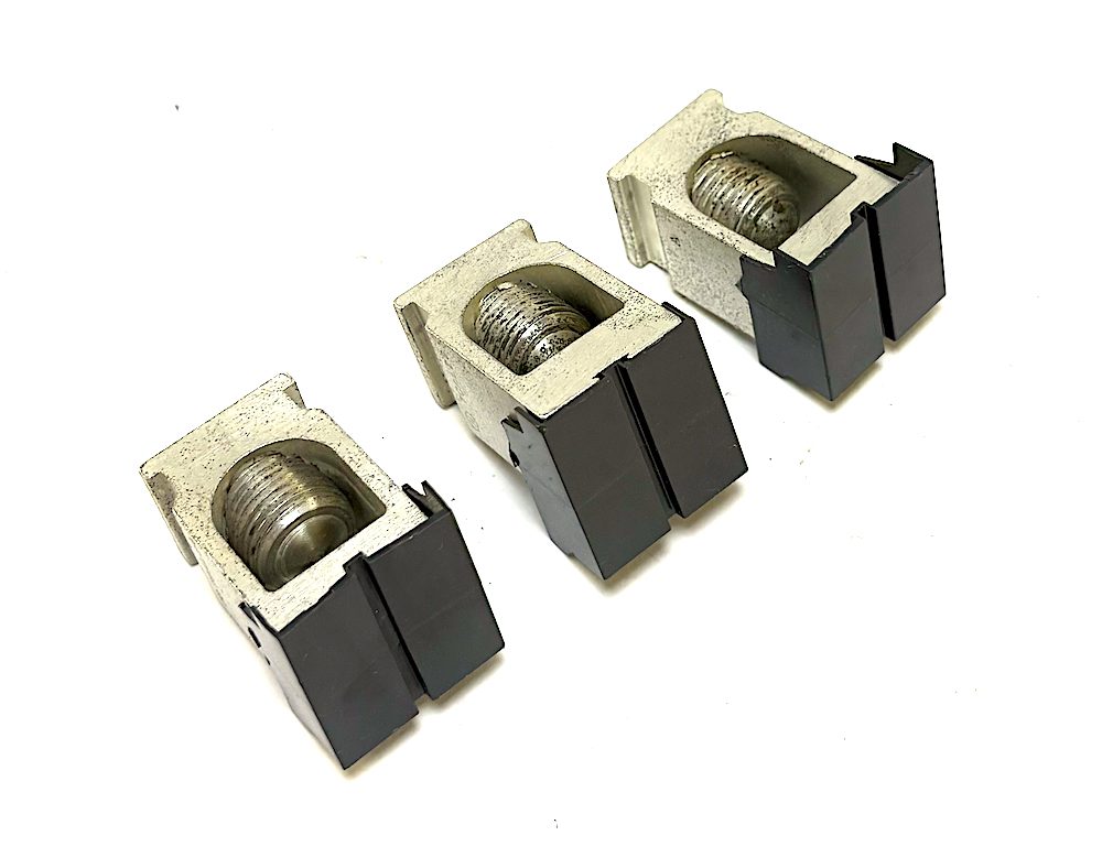 General Electric TCAL29 250A (Set of 3) Lugs for SF Frame (USED) - Image 5