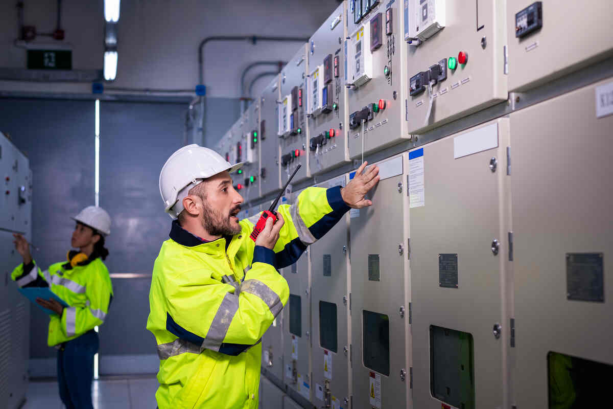 electrical-system-failure-causes-complete-plant-shutdown-electrical-disaster