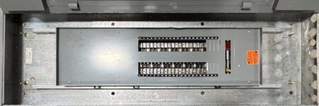 Square D DLS34600208N142QO-SUBLUGS-USED