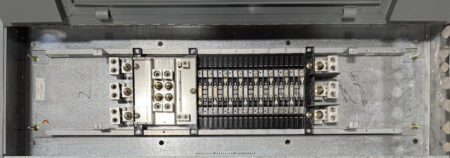 Square D DLS34600208N142QO-SUBLUGS-USED
