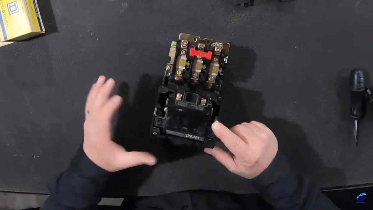 overloaded-motor-triggering-motor-starter-safety