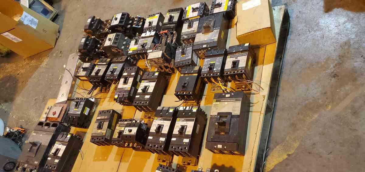 circuit-breaker-buying-guide-diagram-explaining-trip