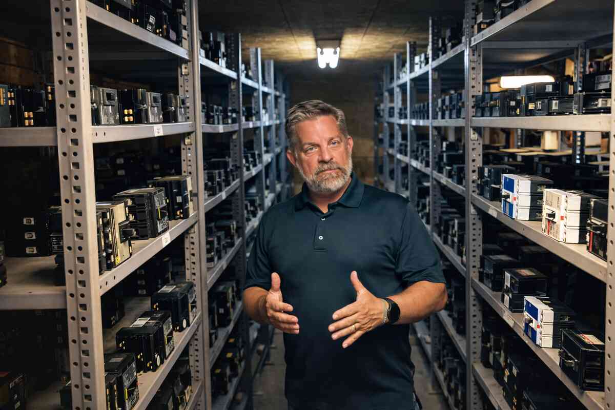 motor starters panel inspection showing typical motor starter problems identified during preventive motor starter troubleshooting maintenance
