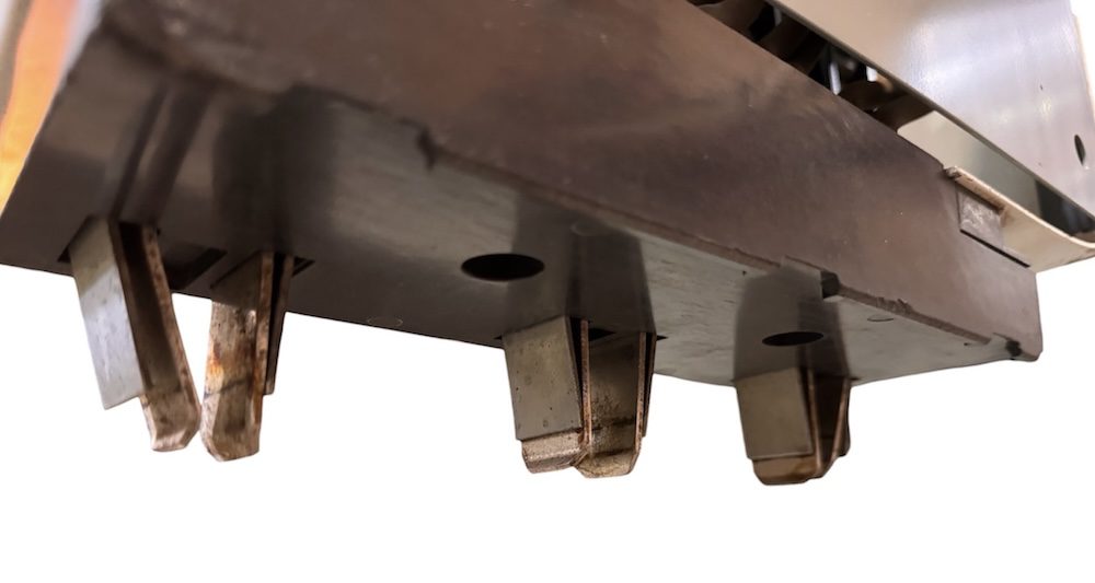 AB-2100-FUSIBLE-MCC-BUCKET-45in+DOOR-125A-PARTS