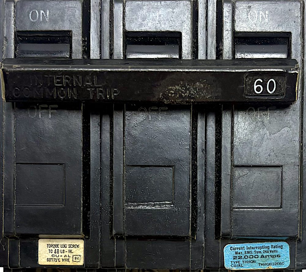 THHQB32060-OLD