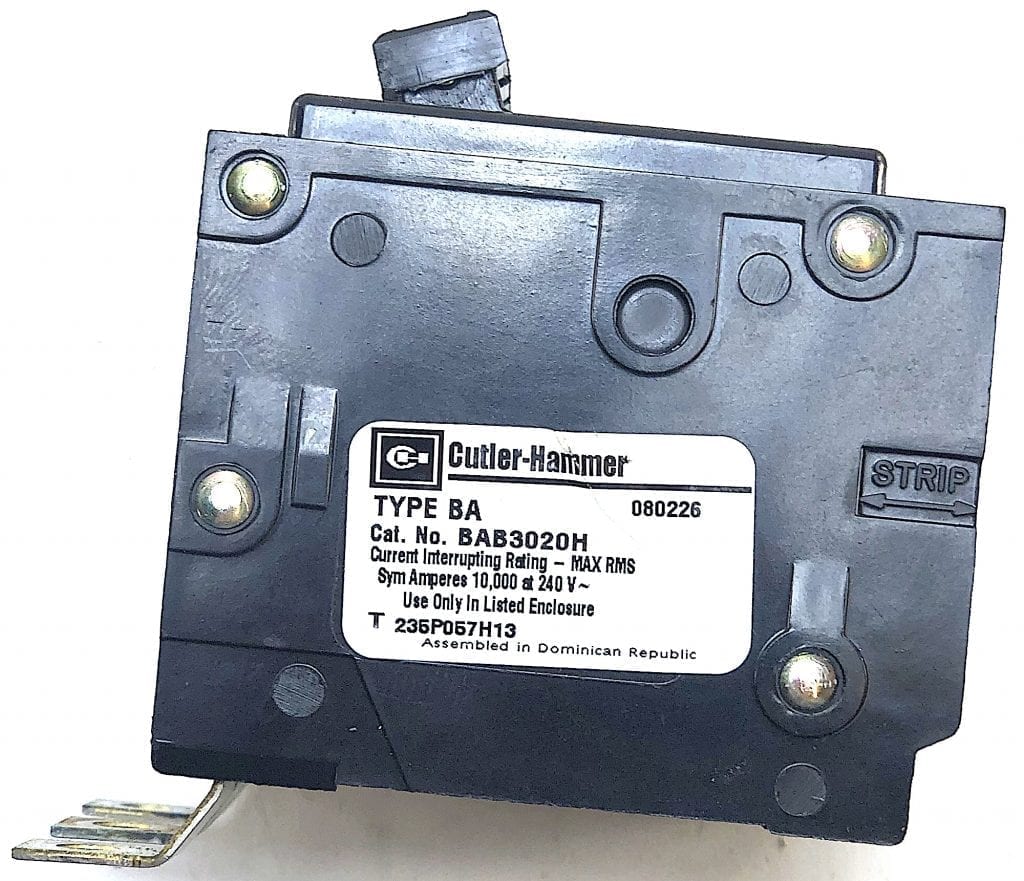 Cutler Hammer 3 Pole 20 Amp 240 Vac Circuit Breaker (R1) Electrical