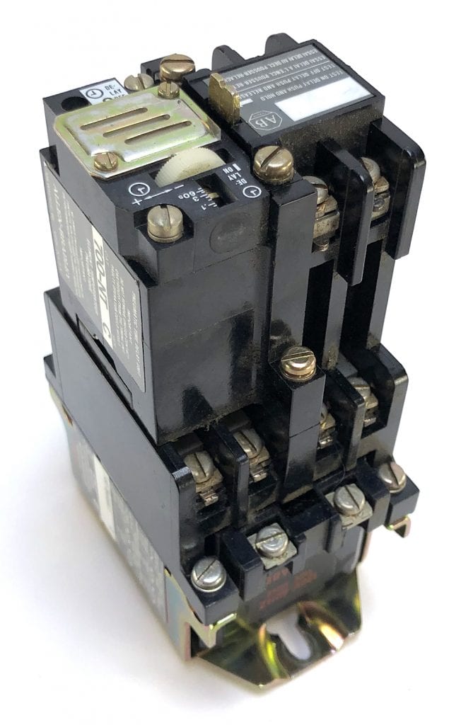 Allen Bradley 700NT Pneumatic Time Delay Unit w/700N400A1 AC Relay